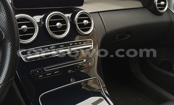 Acheter Occasion Voiture Mercedes-Benz C-klasse AMG Gris à Cotonou, Benin Acheter Occasion Voiture Mercedes-Benz C-klasse AMG Gris à Cotonou, Benin