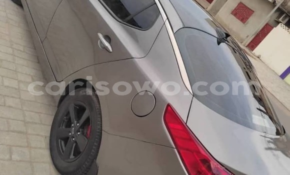 Acheter Occasion Voiture Kia Optima Gris à Cotonou, Benin Acheter Occasion Voiture Kia Optima Gris à Cotonou, Benin