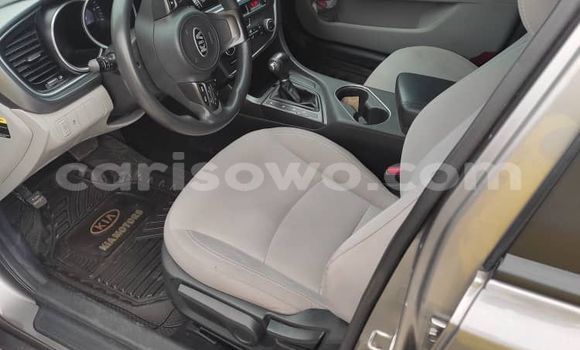 Acheter Occasion Voiture Kia Optima Gris à Cotonou, Benin Acheter Occasion Voiture Kia Optima Gris à Cotonou, Benin