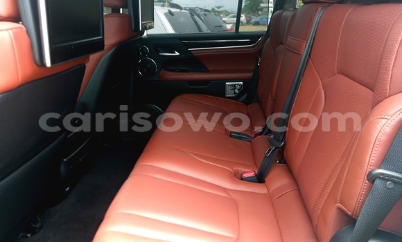 Ra Tuntun Lexus LX 570 funfun Ọkọ̀ in Cotonou ni Benin Ra Tuntun Lexus LX 570 funfun Ọkọ̀ in Cotonou ni Benin