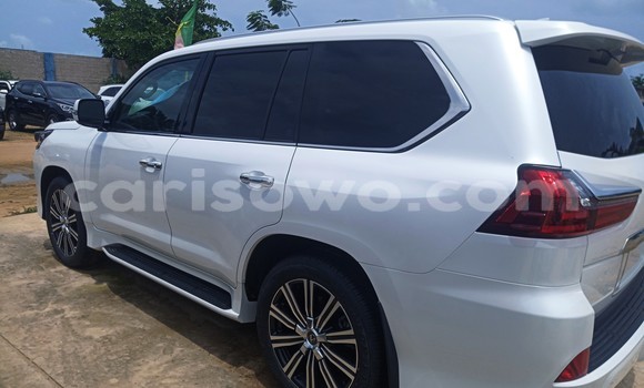Ra Tuntun Lexus LX 570 funfun Ọkọ̀ in Cotonou ni Benin Ra Tuntun Lexus LX 570 funfun Ọkọ̀ in Cotonou ni Benin