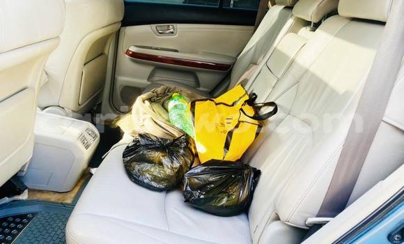 Sayi Na hannu Lexus RX 330 Blue Mota in Abomey Calavi a Benin Sayi Na hannu Lexus RX 330 Blue Mota in Abomey Calavi a Benin