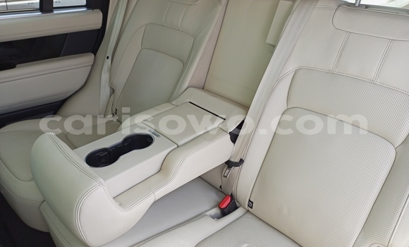 Sayi Na hannu Land Rover Range Rover Vogue Sauran Mota in Cotonou a Benin Sayi Na hannu Land Rover Range Rover Vogue Sauran Mota in Cotonou a Benin