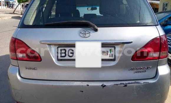 Acheter Occasion Voiture Toyota Avensis Verso Gris à Cotonou, Benin