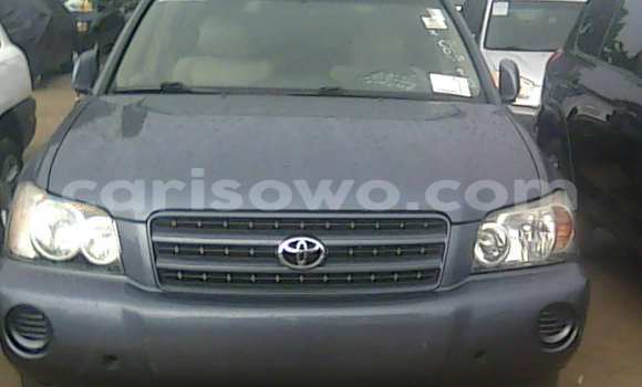 Acheter Occasion Voiture Toyota Highlander Noir à Savalou au Benin Acheter Occasion Voiture Toyota Highlander Noir à Savalou au Benin