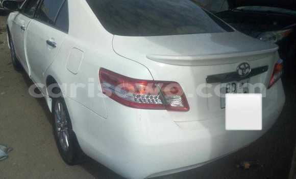 Acheter Occasion Voiture Toyota Camry Blanc à Cotonou, Benin