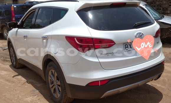 Acheter Occasion Voiture Hyundai Santa Fe Blanc à Porto Novo, Benin Acheter Occasion Voiture Hyundai Santa Fe Blanc à Porto Novo, Benin