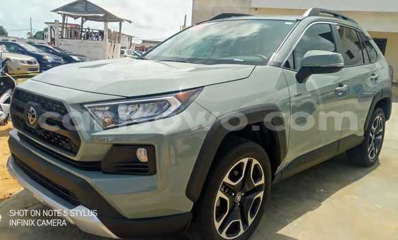 Acheter Import Voiture Toyota RAV4 Autre à Cotonou, Benin