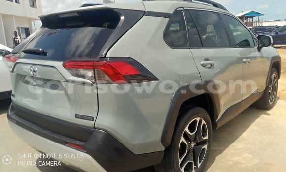 Sayi Imported Toyota RAV4 Sauran Mota in Cotonou a Benin Sayi Imported Toyota RAV4 Sauran Mota in Cotonou a Benin