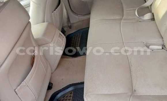 Ra Àlòkù Toyota Avalon Black Ọkọ̀ in Porto Novo ni Benin Ra Àlòkù Toyota Avalon Black Ọkọ̀ in Porto Novo ni Benin