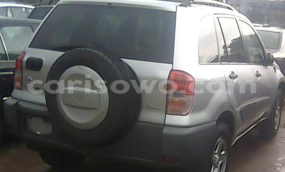Acheter Occasion Voiture Toyota RAV4 Gris à Porto Novo, Benin Acheter Occasion Voiture Toyota RAV4 Gris à Porto Novo, Benin