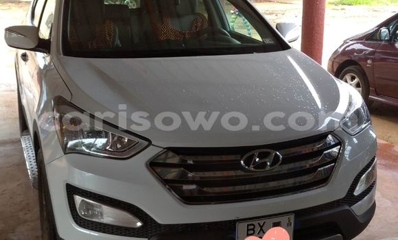 Buy Used Hyundai Santa Fe White Car in Porto Novo in Benign