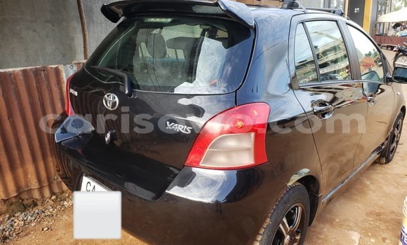 Sayi Na hannu Toyota Yaris Brown Mota in Cotonou a Benin Sayi Na hannu Toyota Yaris Brown Mota in Cotonou a Benin