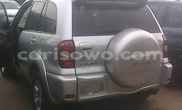 Sayi Na hannu Toyota RAV4 Azurfa Mota in Porto Novo a Benin Sayi Na hannu Toyota RAV4 Azurfa Mota in Porto Novo a Benin