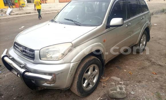 Acheter Occasion Voiture Toyota RAV4 Gris à Cotonou, Benin Acheter Occasion Voiture Toyota RAV4 Gris à Cotonou, Benin