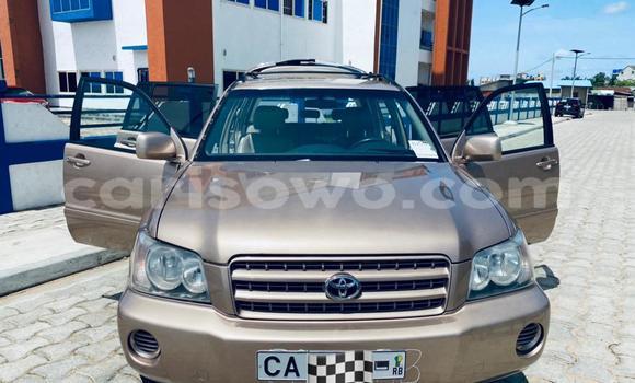 Ra Àlòkù Toyota Highlander Alagara Ọkọ̀ in Cotonou ni Benin
