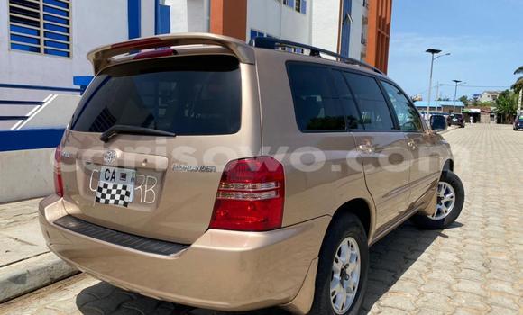 Buy Used Toyota Highlander Beige Car in Cotonou in Benign Buy Used Toyota Highlander Beige Car in Cotonou in Benign