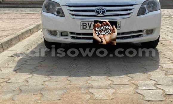 Buy Used Toyota Avalon White Car in Cotonou in Benign Buy Used Toyota Avalon White Car in Cotonou in Benign