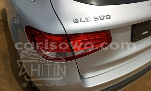 Sayi Na hannu Mercedes-Benz GLC Azurfa Mota in Cotonou a Benin Sayi Na hannu Mercedes-Benz GLC Azurfa Mota in Cotonou a Benin