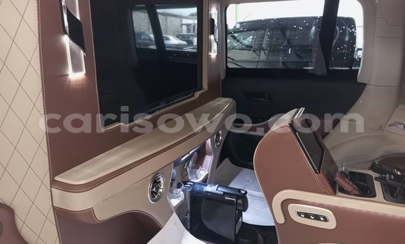 Acheter Neuf Voiture Toyota Land Cruiser Noir à Cotonou, Benin Acheter Neuf Voiture Toyota Land Cruiser Noir à Cotonou, Benin