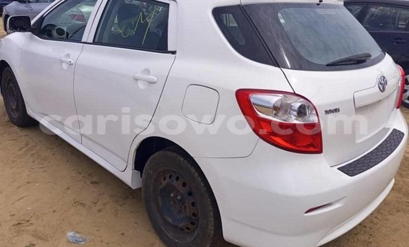 Sayi Imported Toyota Matrix White Mota in Cotonou a Benin Sayi Imported Toyota Matrix White Mota in Cotonou a Benin
