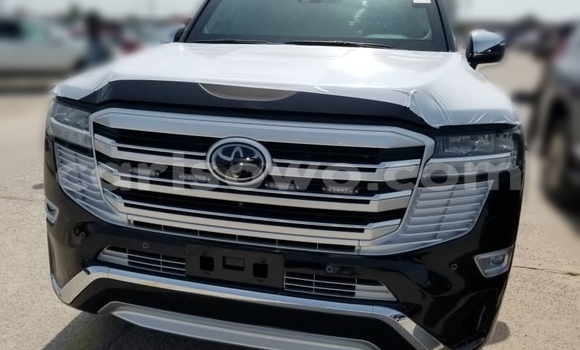 Sayi Na hannu Toyota Land Cruiser Black Mota in Cotonou a Benin