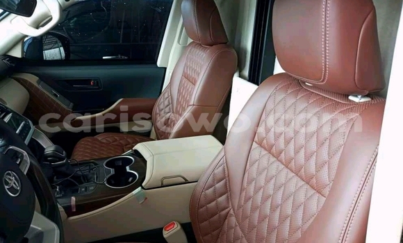 Acheter Occasion Voiture Toyota Land Cruiser Noir à Cotonou, Benin Acheter Occasion Voiture Toyota Land Cruiser Noir à Cotonou, Benin