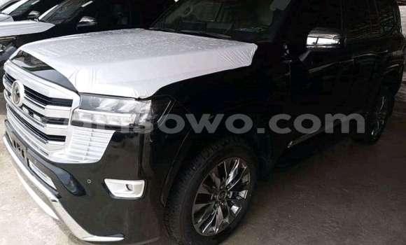 Acheter Occasion Voiture Toyota Land Cruiser Noir à Cotonou, Benin Acheter Occasion Voiture Toyota Land Cruiser Noir à Cotonou, Benin