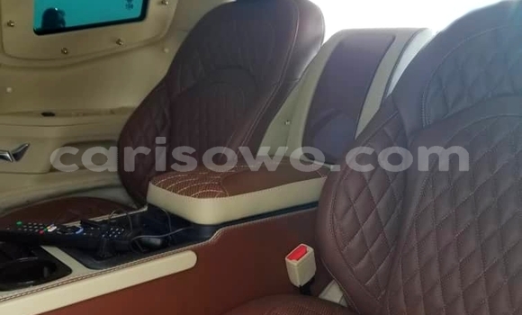 Acheter Occasion Voiture Toyota Land Cruiser Noir à Cotonou, Benin Acheter Occasion Voiture Toyota Land Cruiser Noir à Cotonou, Benin