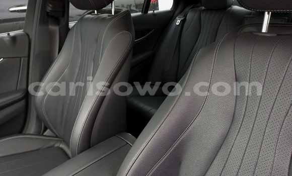 Acheter Occasion Voiture Mercedes-Benz E-klasse AMG Blanc à Cotonou, Benin Acheter Occasion Voiture Mercedes-Benz E-klasse AMG Blanc à Cotonou, Benin