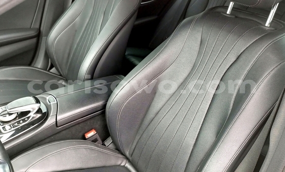 Sayi Na hannu Mercedes-Benz E–Class White Mota in Cotonou a Benin Sayi Na hannu Mercedes-Benz E–Class White Mota in Cotonou a Benin