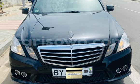 Ra Àlòkù Mercedes-Benz E-klasse AMG Black Ọkọ̀ in Abomey Calavi ni Benin Ra Àlòkù Mercedes-Benz E-klasse AMG Black Ọkọ̀ in Abomey Calavi ni Benin