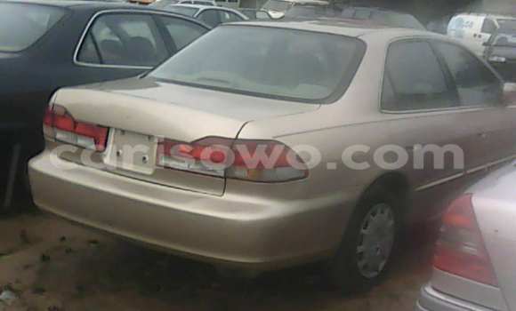 Acheter Occasion Voiture Honda Accord Marron à Porto Novo, Benin Acheter Occasion Voiture Honda Accord Marron à Porto Novo, Benin