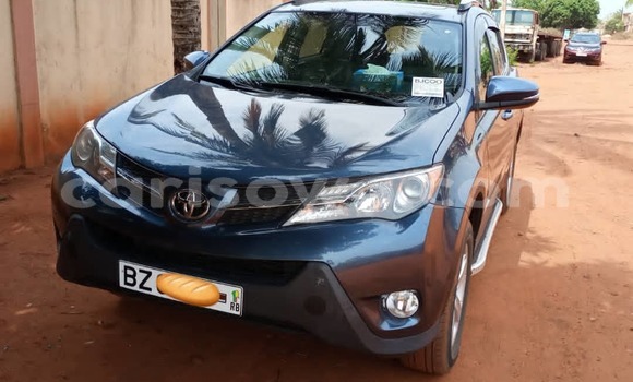 Sayi Na hannu Toyota RAV4 Blue Mota in Abomey Calavi a Benin Sayi Na hannu Toyota RAV4 Blue Mota in Abomey Calavi a Benin