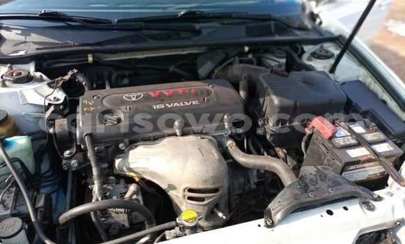 Ra Àlòkù Toyota Camry funfun Ọkọ̀ in Cotonou ni Benin Ra Àlòkù Toyota Camry funfun Ọkọ̀ in Cotonou ni Benin