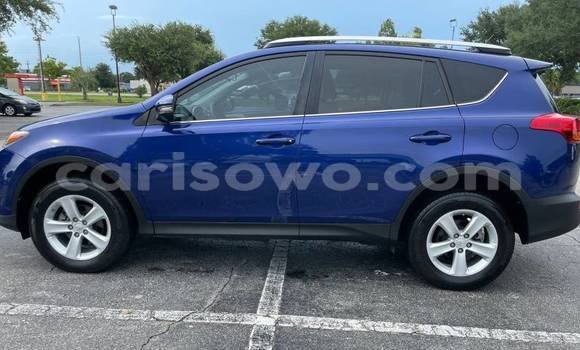 Acheter Import Voiture Toyota RAV4 Bleu à Cotonou, Benin Acheter Import Voiture Toyota RAV4 Bleu à Cotonou, Benin