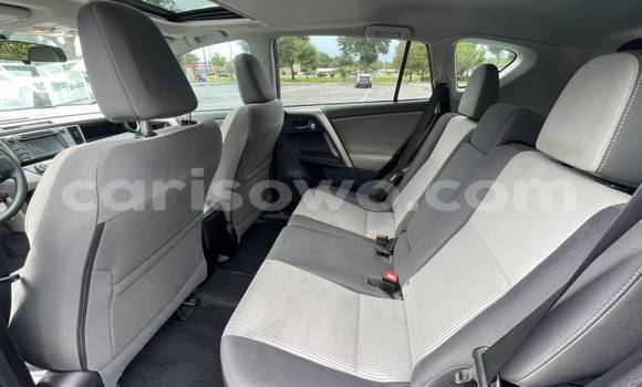 Acheter Import Voiture Toyota RAV4 Bleu à Cotonou, Benin Acheter Import Voiture Toyota RAV4 Bleu à Cotonou, Benin