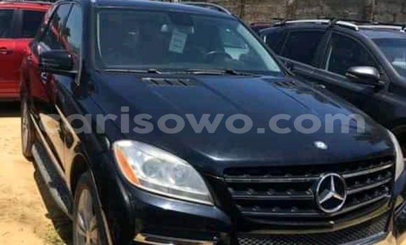 Sayi Imported Mercedes-Benz ML–Class Black Mota in Cotonou a Benin