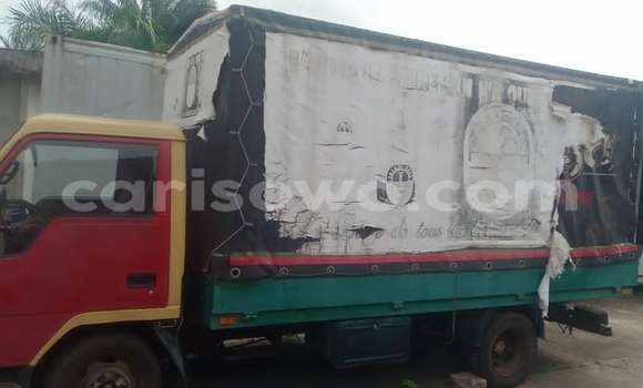 Acheter Occasion Utilitaire Mitsubishi Van Rouge à Porto Novo, Benin Acheter Occasion Utilitaire Mitsubishi Van Rouge à Porto Novo, Benin