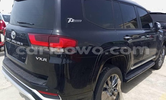 Ra Tuntun Toyota Land Cruiser Black Ọkọ̀ in Cotonou ni Benin Ra Tuntun Toyota Land Cruiser Black Ọkọ̀ in Cotonou ni Benin