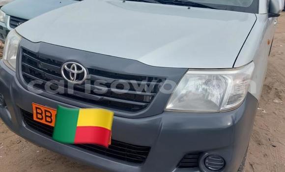 Acheter Occasion Voiture Toyota Hilux Gris à Cotonou, Benin Acheter Occasion Voiture Toyota Hilux Gris à Cotonou, Benin
