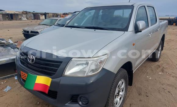 Acheter Occasion Voiture Toyota Hilux Gris à Cotonou, Benin Acheter Occasion Voiture Toyota Hilux Gris à Cotonou, Benin