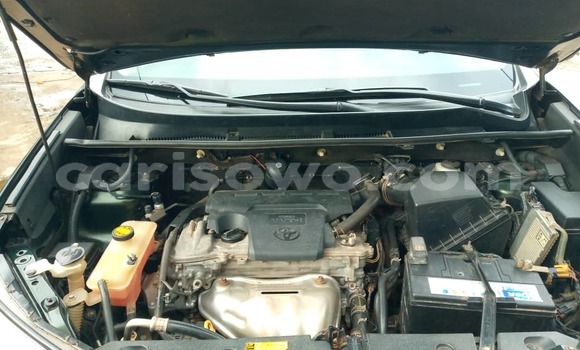 Ra Àlòkù Toyota RAV4 Black Ọkọ̀ in Cotonou ni Benin Ra Àlòkù Toyota RAV4 Black Ọkọ̀ in Cotonou ni Benin