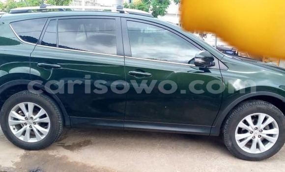 Ra Àlòkù Toyota RAV4 Black Ọkọ̀ in Cotonou ni Benin Ra Àlòkù Toyota RAV4 Black Ọkọ̀ in Cotonou ni Benin