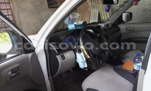 Ra Àlòkù Mitsubishi Outlander funfun Ọkọ̀ in Abomey Calavi ni Benin Ra Àlòkù Mitsubishi Outlander funfun Ọkọ̀ in Abomey Calavi ni Benin