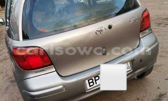 Ra Àlòkù Toyota Yaris Silver Ọkọ̀ in Cotonou ni Benin