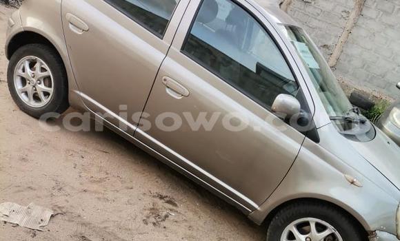 Ra Àlòkù Toyota Yaris Silver Ọkọ̀ in Cotonou ni Benin Ra Àlòkù Toyota Yaris Silver Ọkọ̀ in Cotonou ni Benin