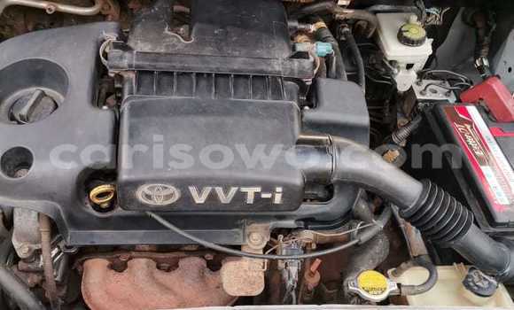 Ra Àlòkù Toyota Yaris Silver Ọkọ̀ in Cotonou ni Benin Ra Àlòkù Toyota Yaris Silver Ọkọ̀ in Cotonou ni Benin