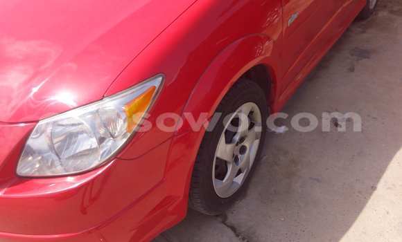 Acheter Occasion Voiture Pontiac Vibe Rouge à Porto Novo, Benin Acheter Occasion Voiture Pontiac Vibe Rouge à Porto Novo, Benin