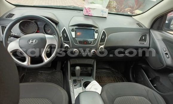 Acheter Occasion Voiture Hyundai Tucson Beige à Cotonou, Benin Acheter Occasion Voiture Hyundai Tucson Beige à Cotonou, Benin